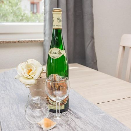 Plaza Ab Lägenhet Vir Exteriör bild